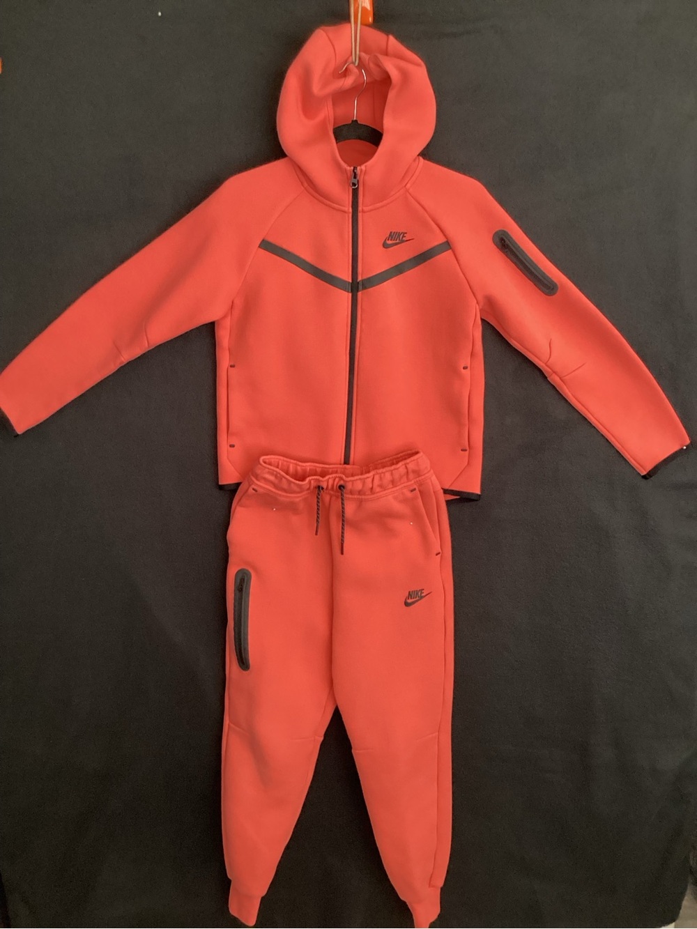 Nike tech fleece full zip set jacket and sweatpants boys size large